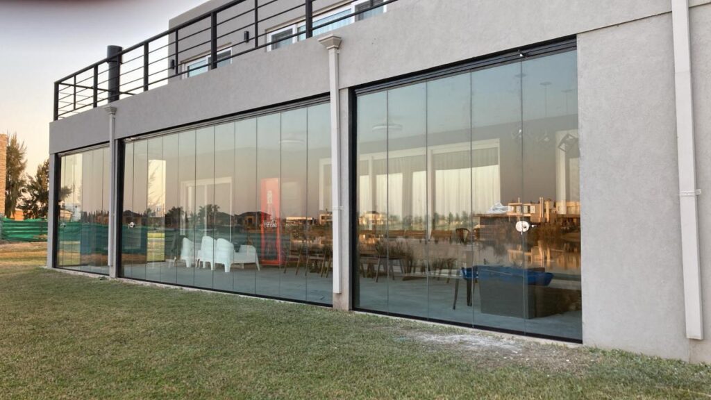project glass cerramiento de galeria